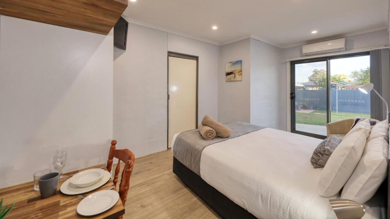 Parkes Federation Motel מראה חיצוני תמונה