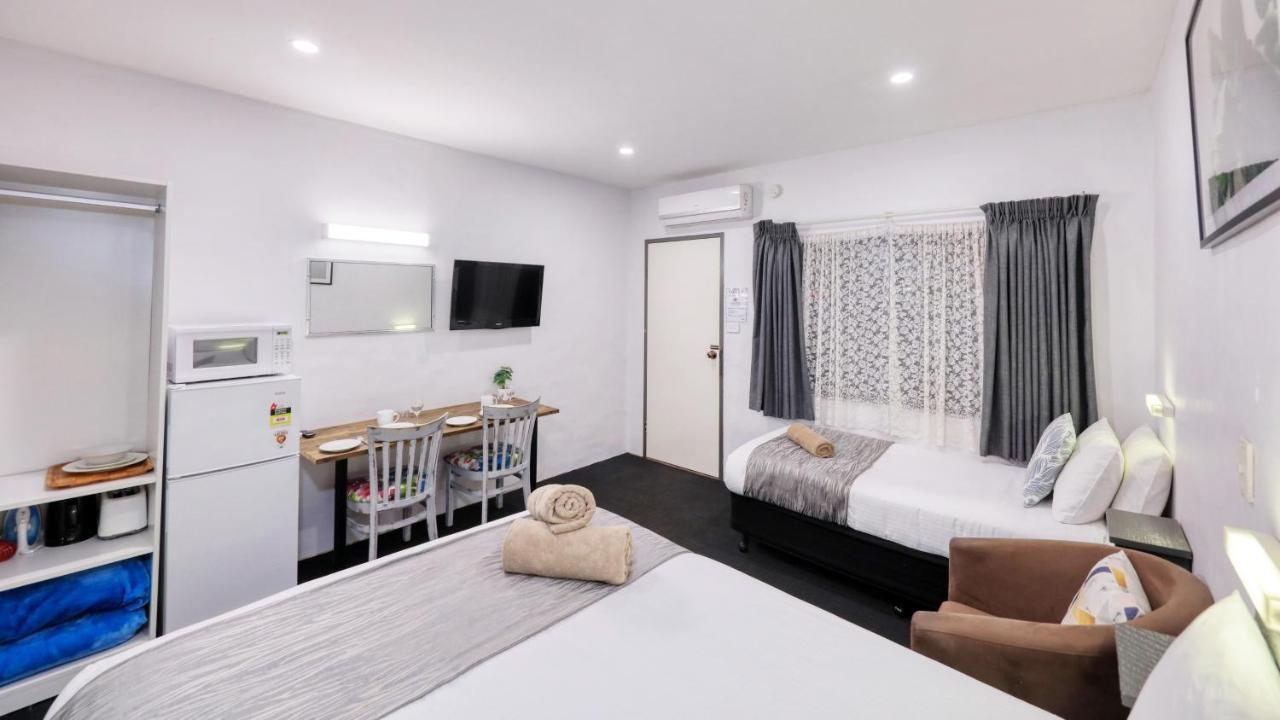 Parkes Federation Motel מראה חיצוני תמונה