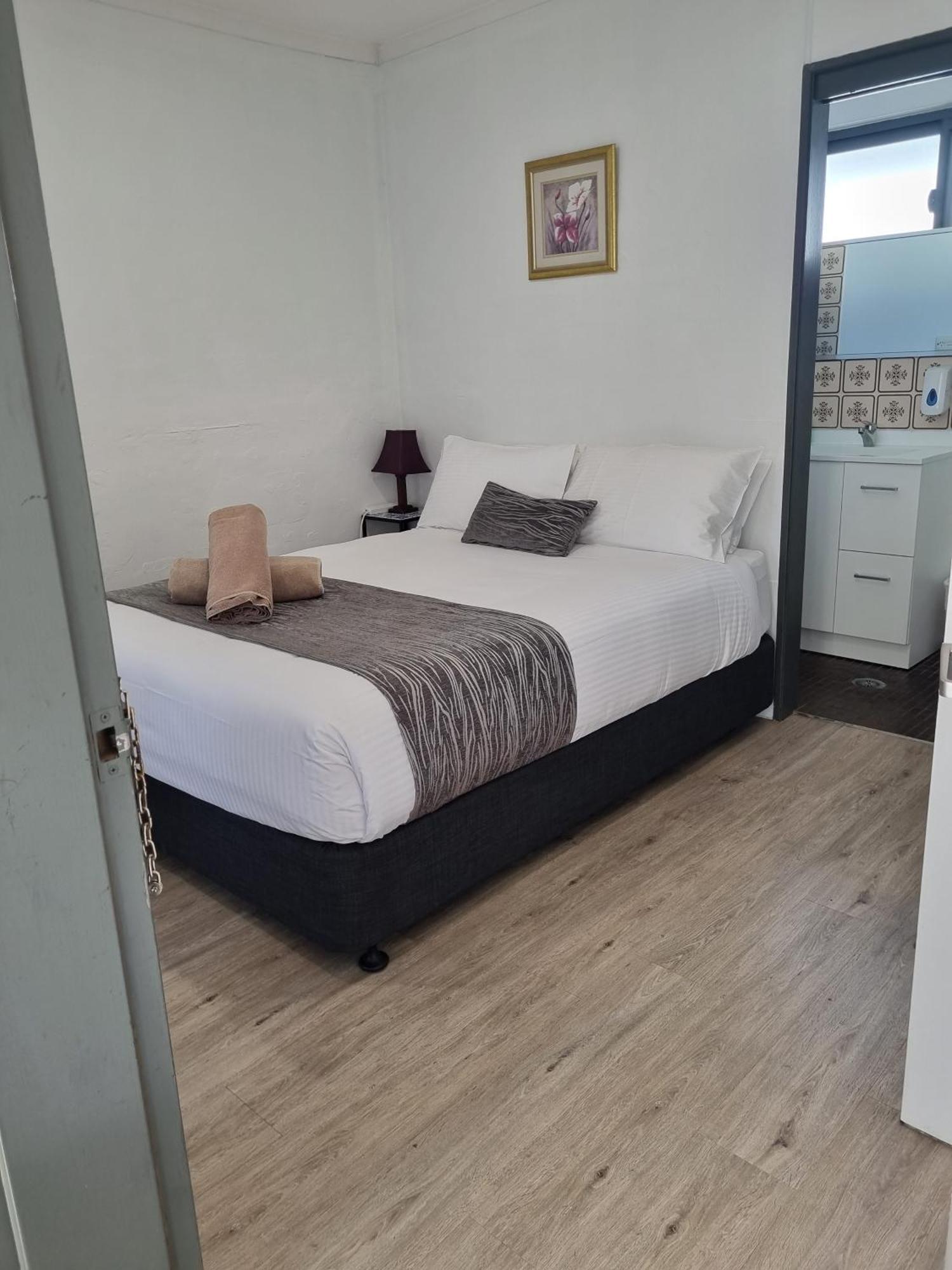 Parkes Federation Motel מראה חיצוני תמונה